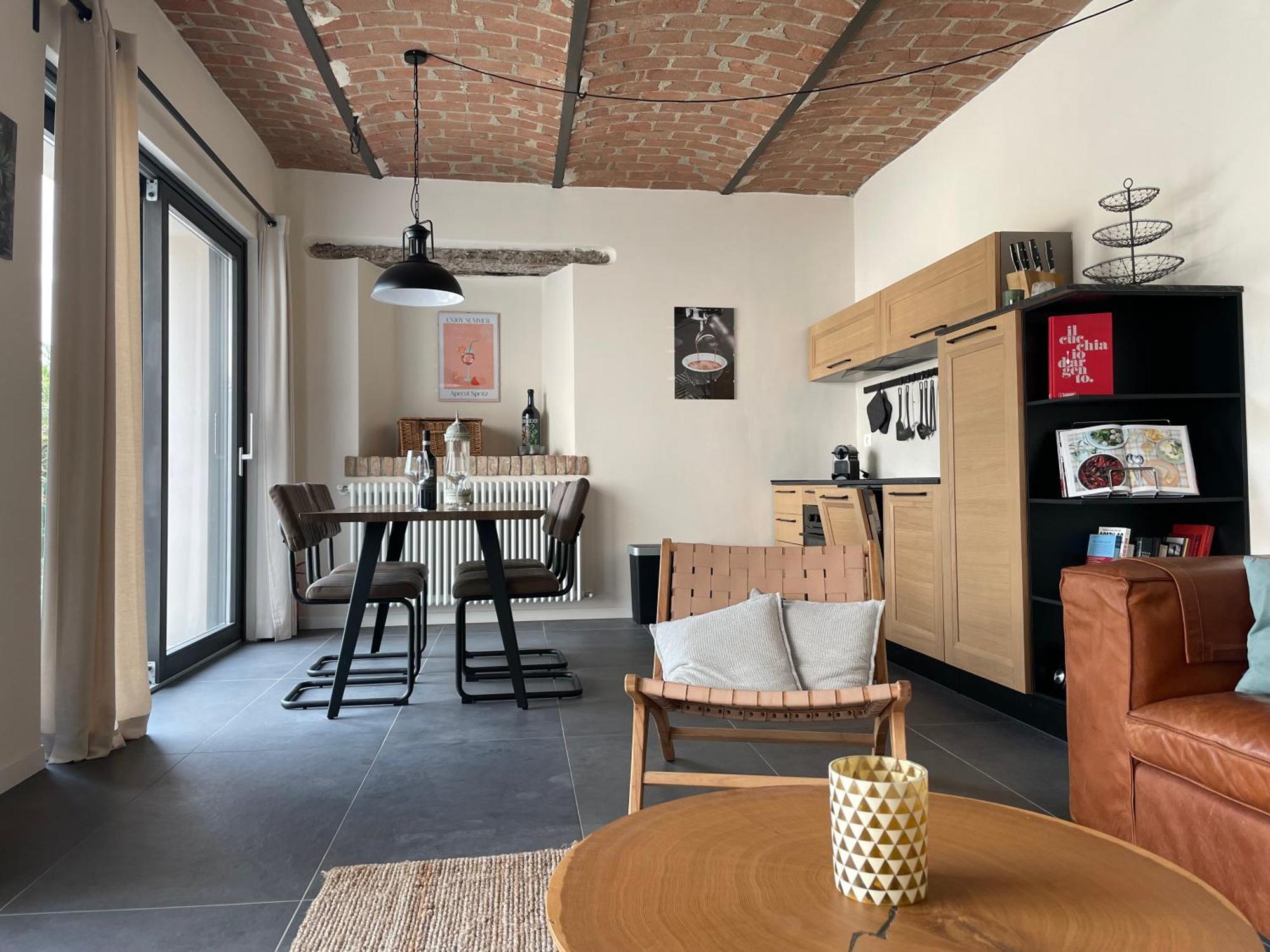 Tenuta Dei Vicini - Luxury Apartments San Marzano Oliveto Ngoại thất bức ảnh
